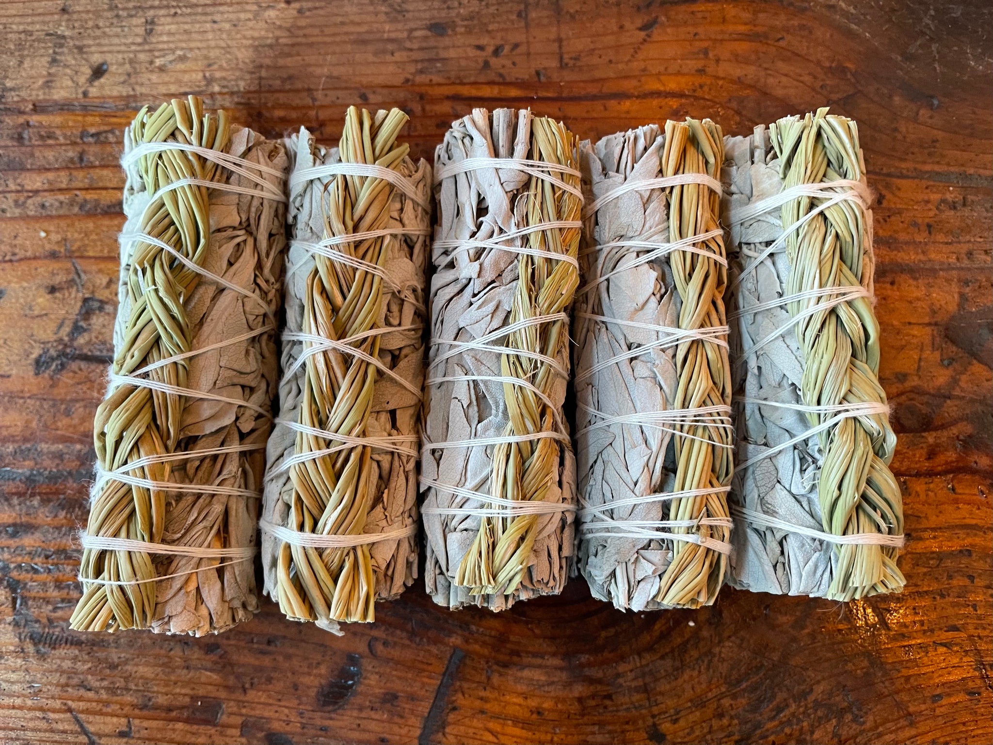 Braided Sweetgrass and White Sage – Eko Deko